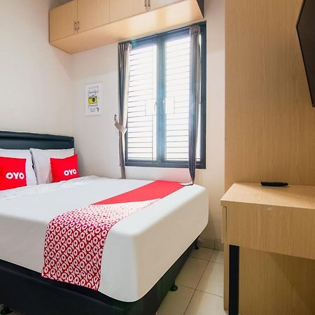 Oyo 3824 Columbus Residence J1 Telukjambe المظهر الخارجي الصورة