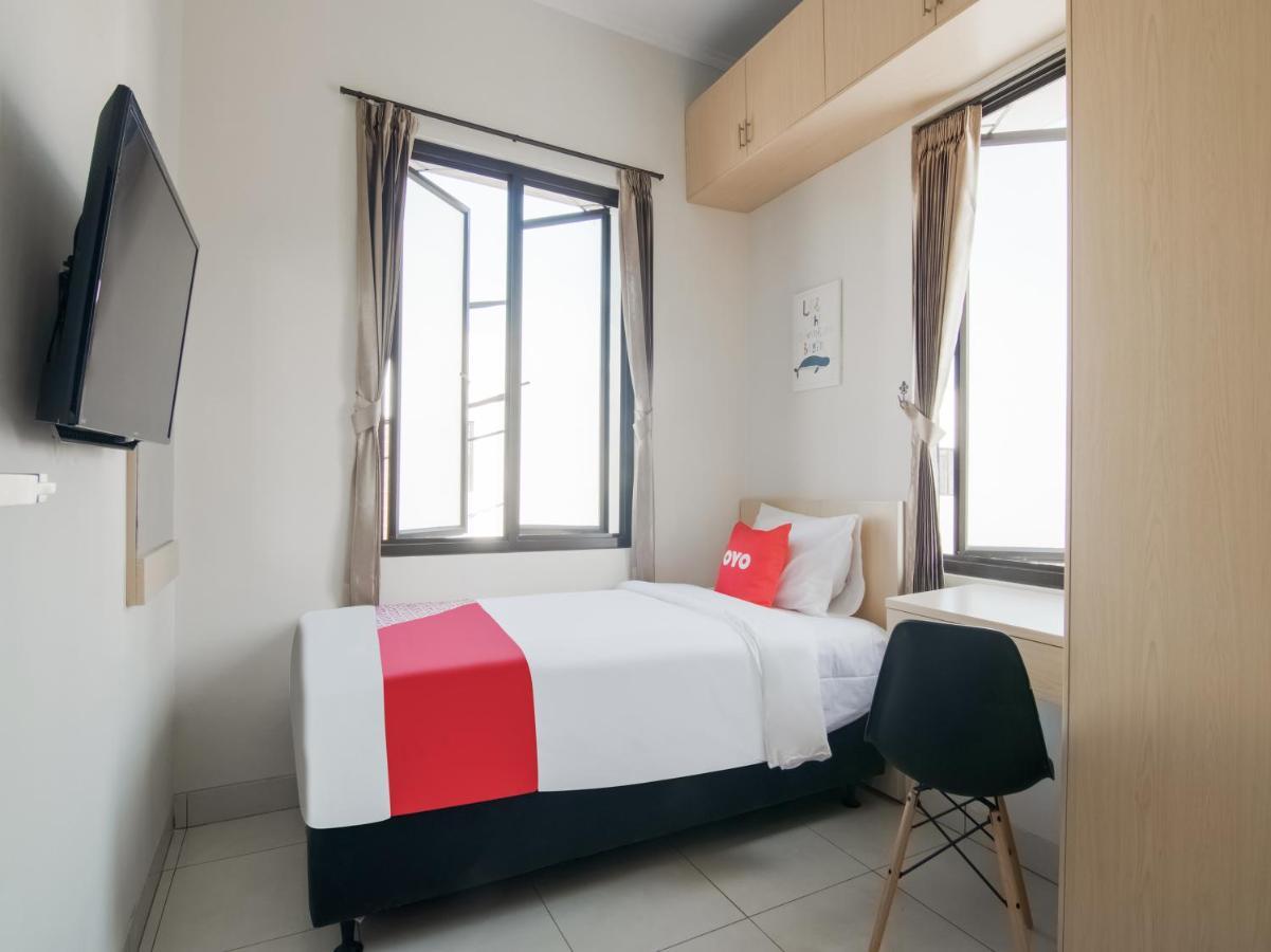 Oyo 3824 Columbus Residence J1 Telukjambe المظهر الخارجي الصورة