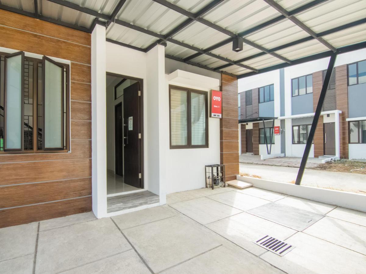 Oyo 3824 Columbus Residence J1 Telukjambe المظهر الخارجي الصورة