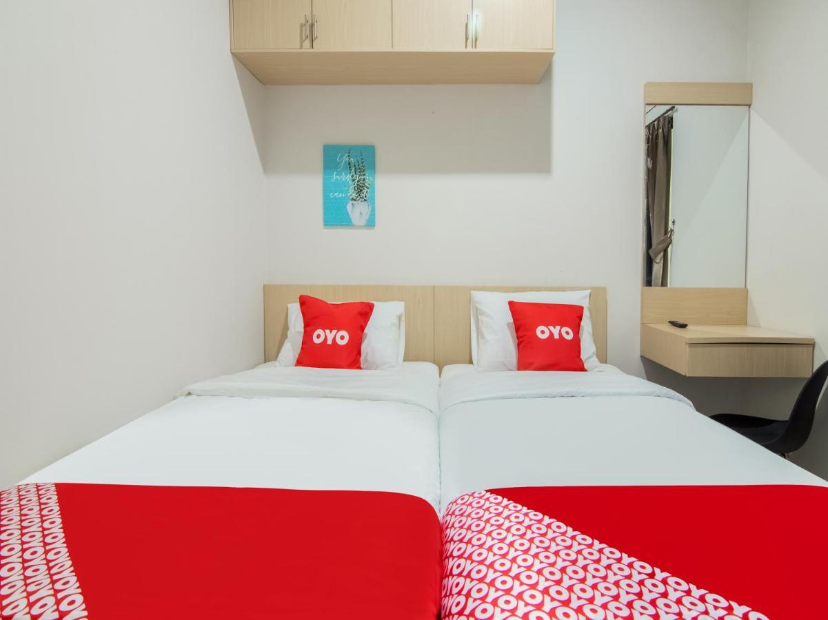 Oyo 3824 Columbus Residence J1 Telukjambe المظهر الخارجي الصورة