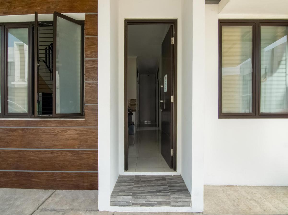 Oyo 3824 Columbus Residence J1 Telukjambe المظهر الخارجي الصورة